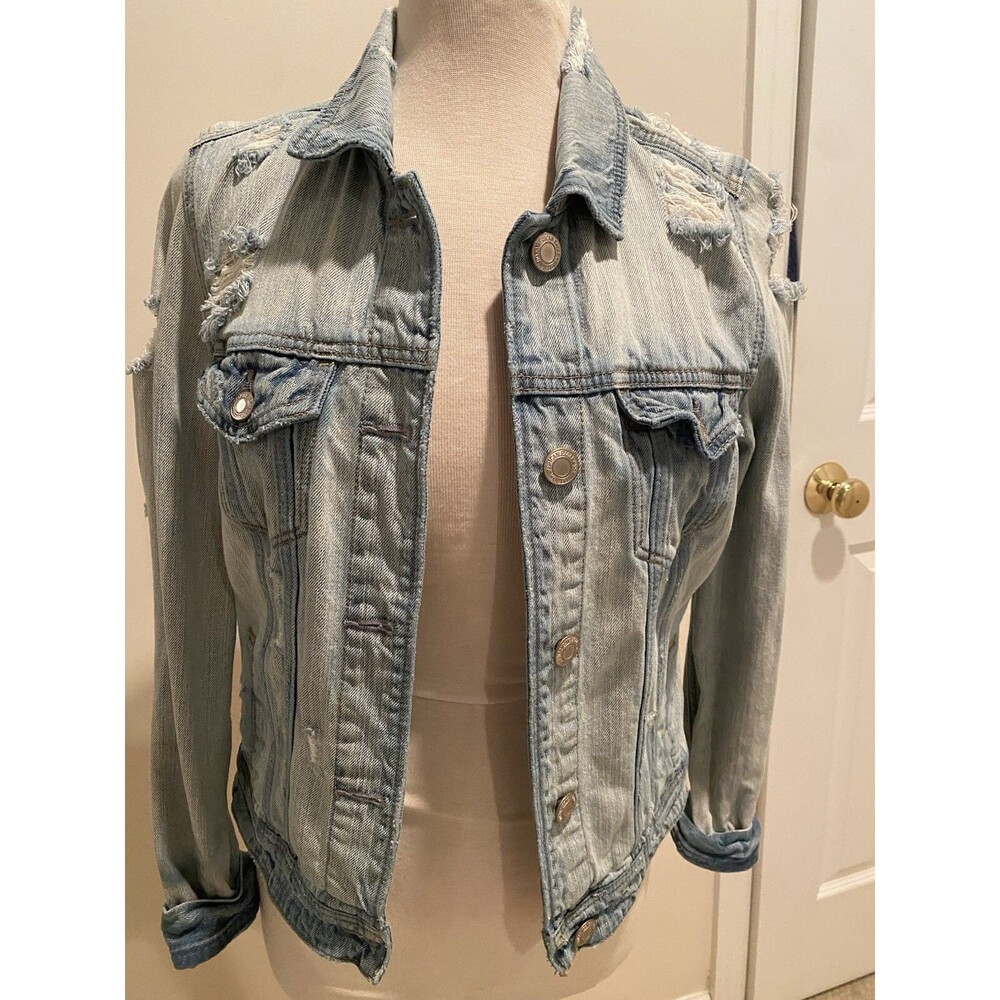 American Eagle Jean Jacket Womens M Light Wash Distressed Denim Trucker Grunge